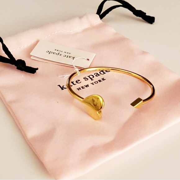 kate spade Jewelry - NWT Kate Spade Heritage Spade Gold Bangle Bracelet